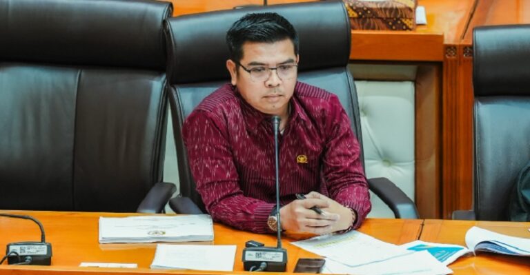 bane-manalu-khawatir-kondisi-bali-overtourism-tak-sesuai-dengan-tri-hita-karana-Jma5okn1q6